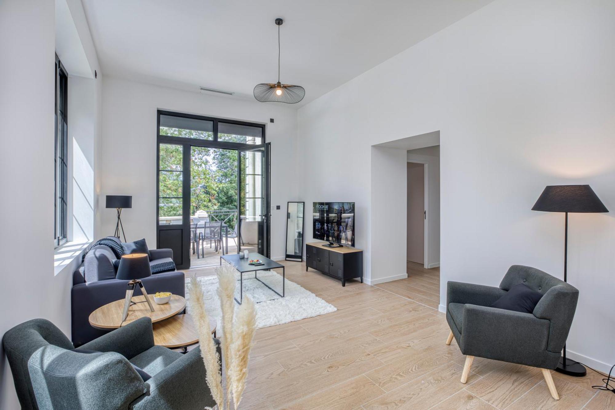 1 - Grand Appartement Spacieux Dans Un Chateau Du 17Eme Siecle, A 15Min De Lyon Vourles Екстериор снимка