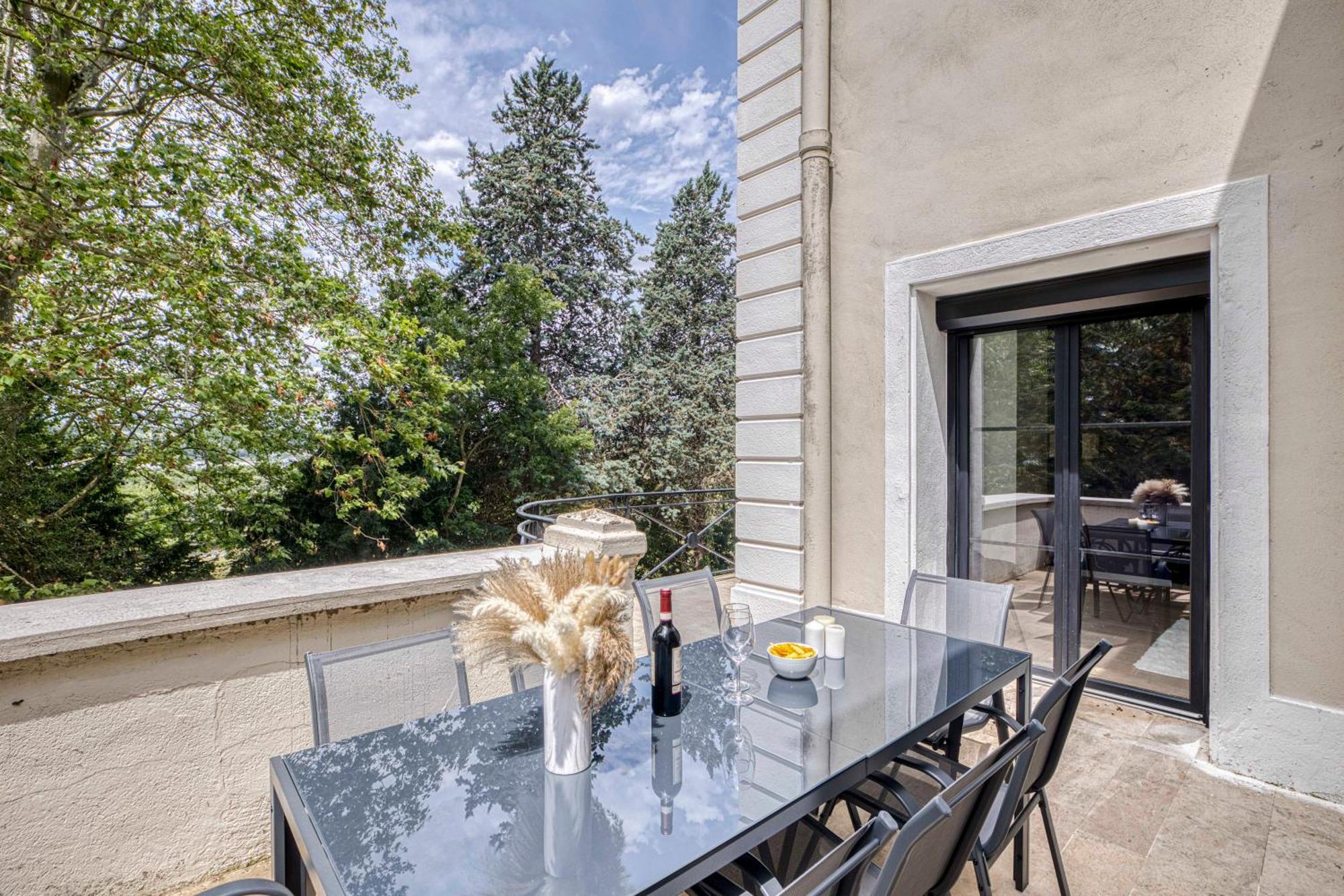 1 - Grand Appartement Spacieux Dans Un Chateau Du 17Eme Siecle, A 15Min De Lyon Vourles Екстериор снимка