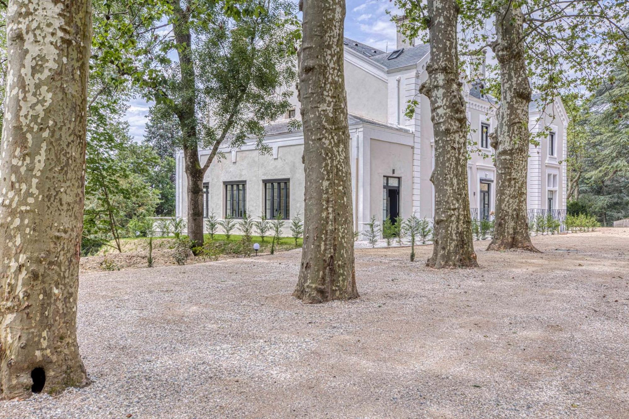 1 - Grand Appartement Spacieux Dans Un Chateau Du 17Eme Siecle, A 15Min De Lyon Vourles Екстериор снимка