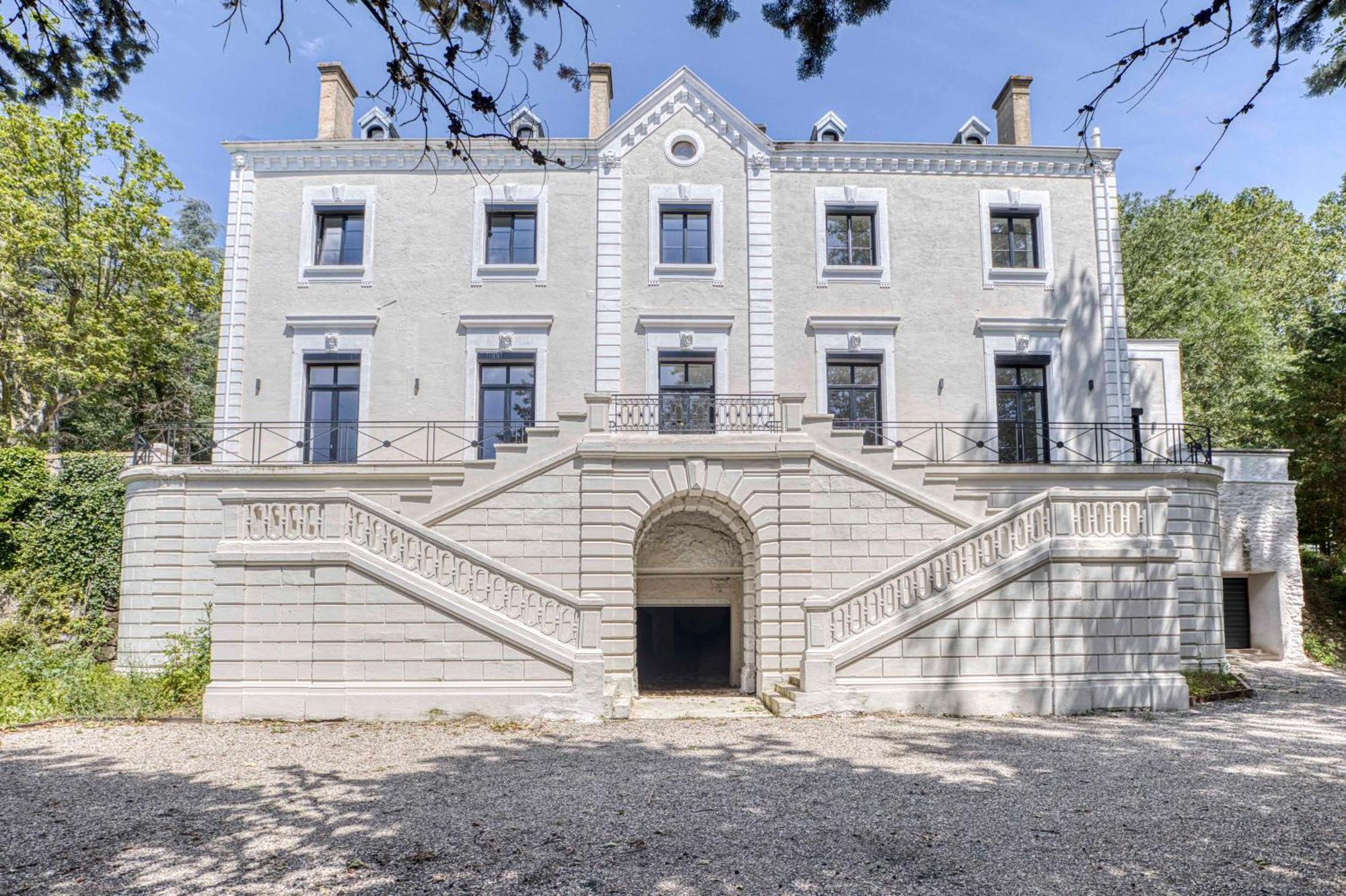 1 - Grand Appartement Spacieux Dans Un Chateau Du 17Eme Siecle, A 15Min De Lyon Vourles Екстериор снимка